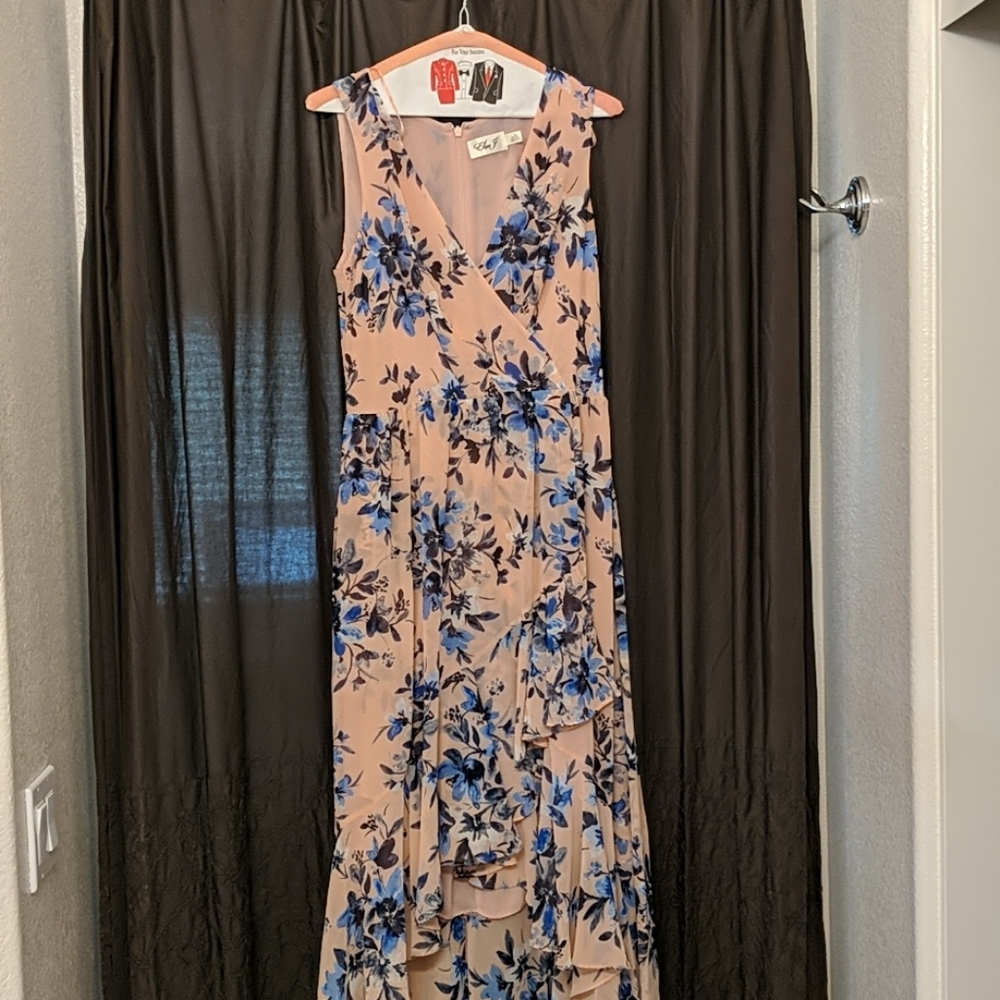 Eliza J size 10 pink blue v neck ruffle dress